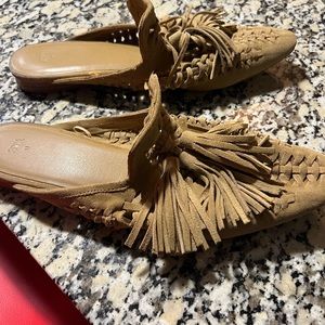 Zara tan slides very comfy